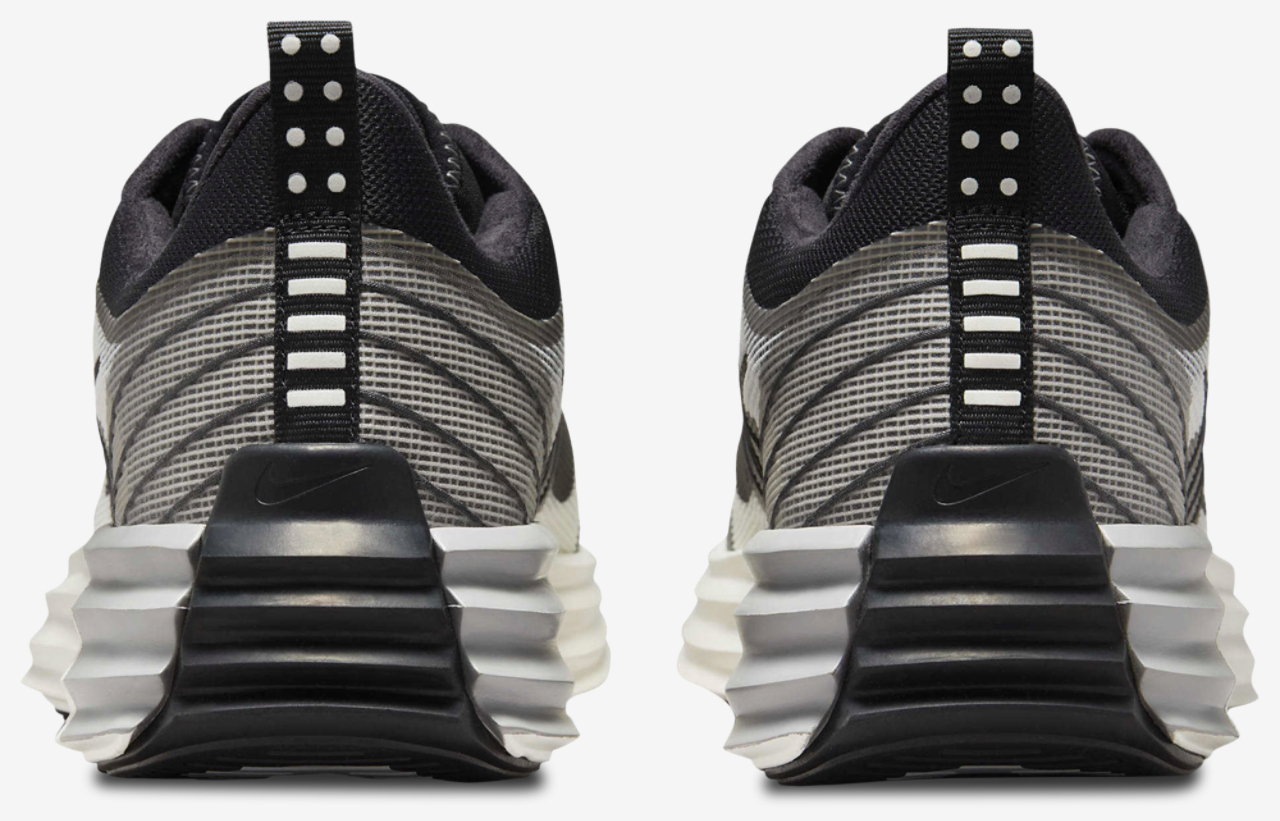Nike Lunar Roam Image 3 of 5. Tap to open photo gallery.
