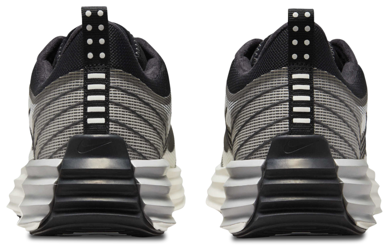 Nike Lunar Roam Image 3 of 5. Tap to open photo gallery.