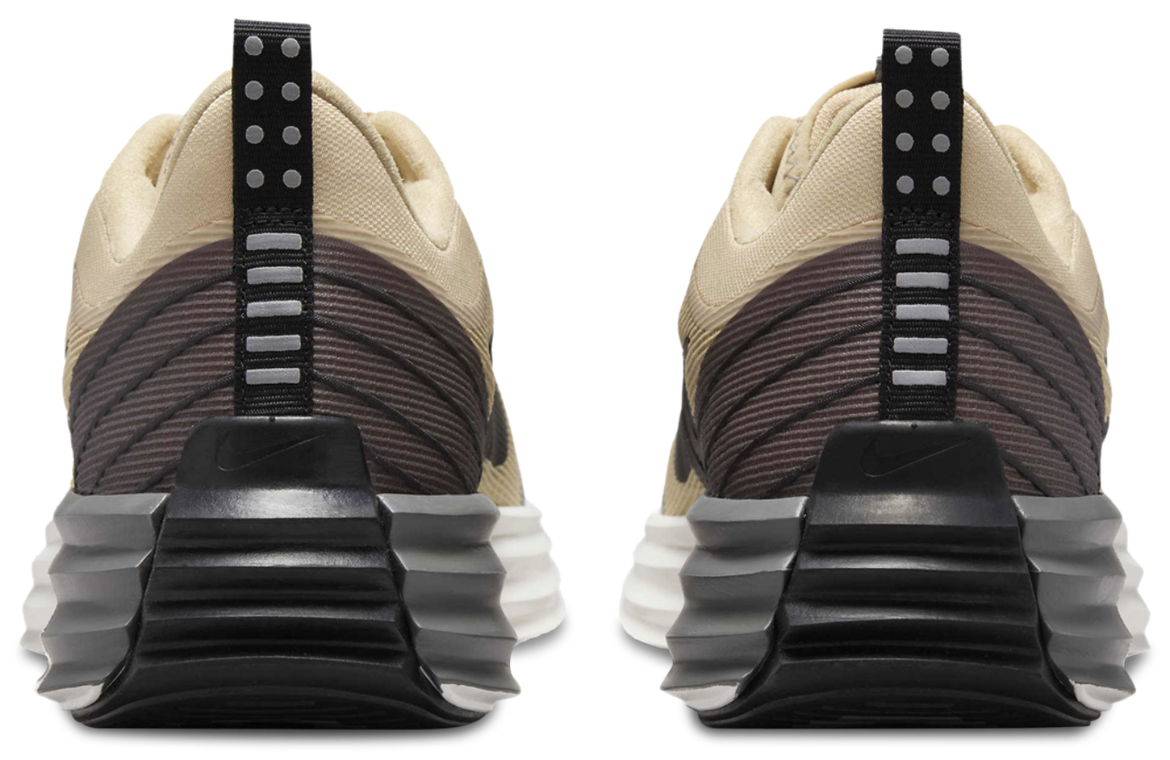 Nike Lunar Roam Image 3 of 5. Tap to open photo gallery.