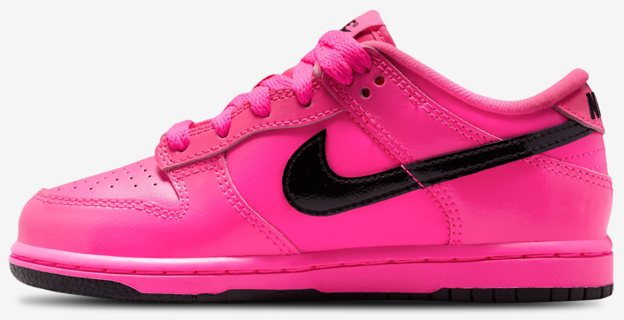 Nike Dunk Low SE Image 2 of 5. Tap to open photo gallery.