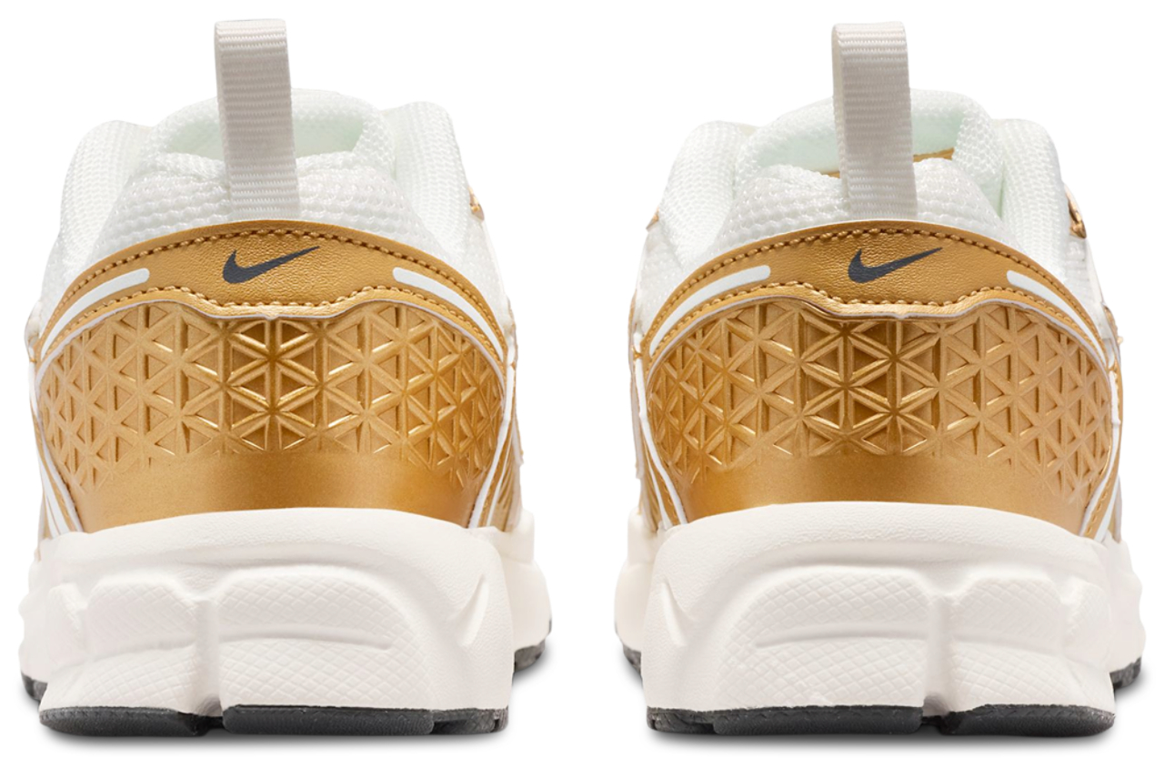 Nike Vomero 5 Lace NA45 Image 3 of 6. Tap to open photo gallery.