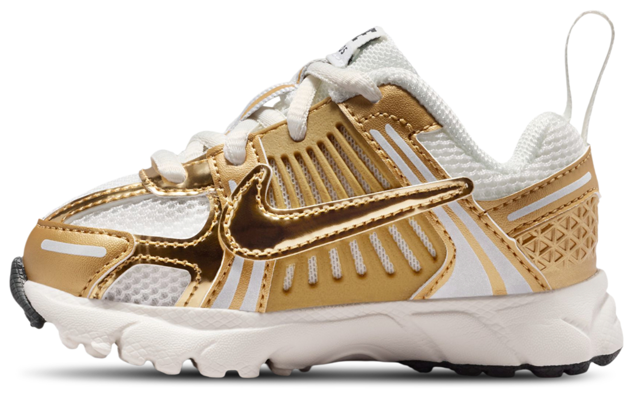 Nike Vomero 5 Lace NA45 Image 2 of 6. Tap to open photo gallery.