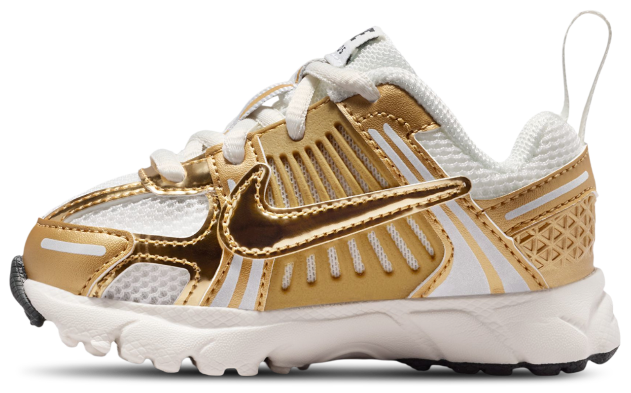Nike Vomero 5 Lace NA45 Image 2 of 6. Tap to open photo gallery.