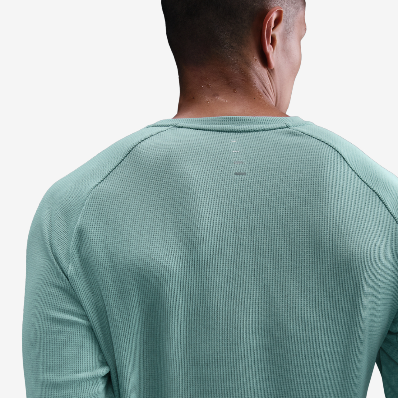Nike Dri-FIT STRIDE WAFFLE CREW Image 2 of 4. Tap to open photo gallery.