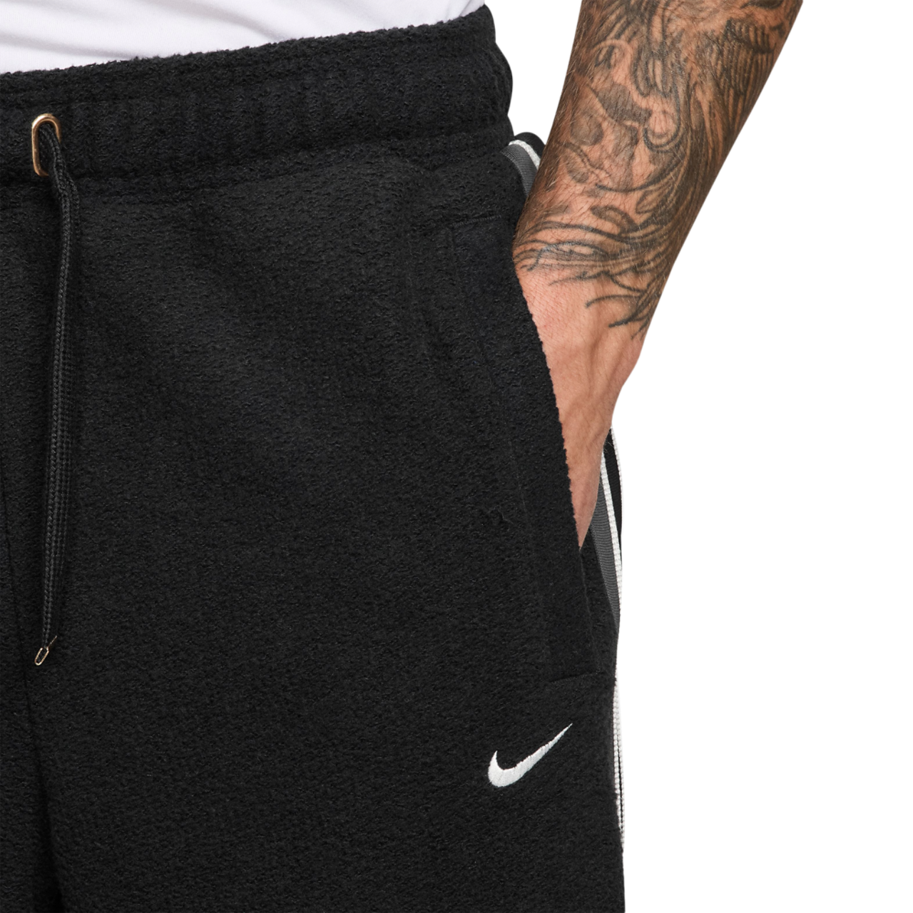 Nike Lebron TF SI Pants Image 3 of 3. Tap to open photo gallery.
