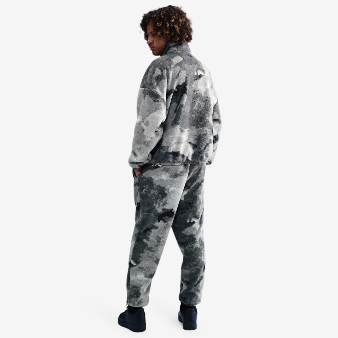 Nike Sherpa Half Zip Jacket NAOS Image 4 of 4. Tap to open photo gallery.