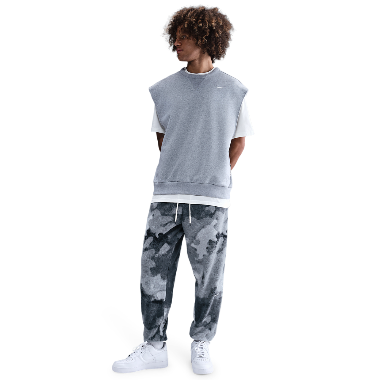 Nike Sherpa Pants NAOS Image 3 of 4. Tap to open photo gallery.
