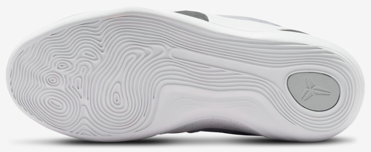 Nike Kobe IX EM Image 5 of 5. Tap to open photo gallery.