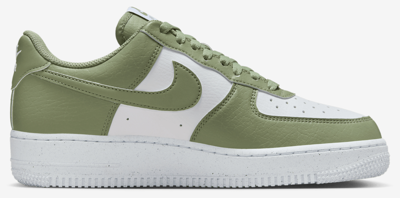 Nike Air Force 1 '07 Image 1 of 5. Tap to open photo gallery.