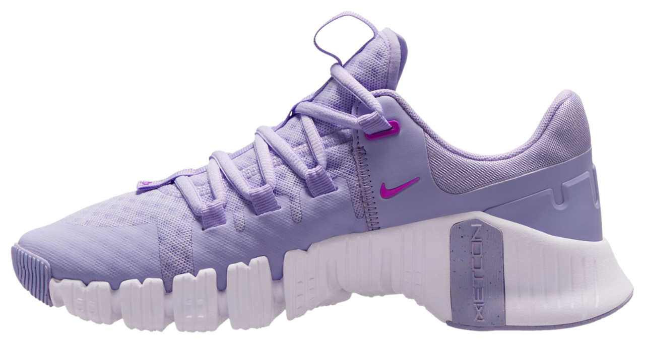 Nike Free Metcon 5 Image 2 of 4. Tap to open photo gallery.