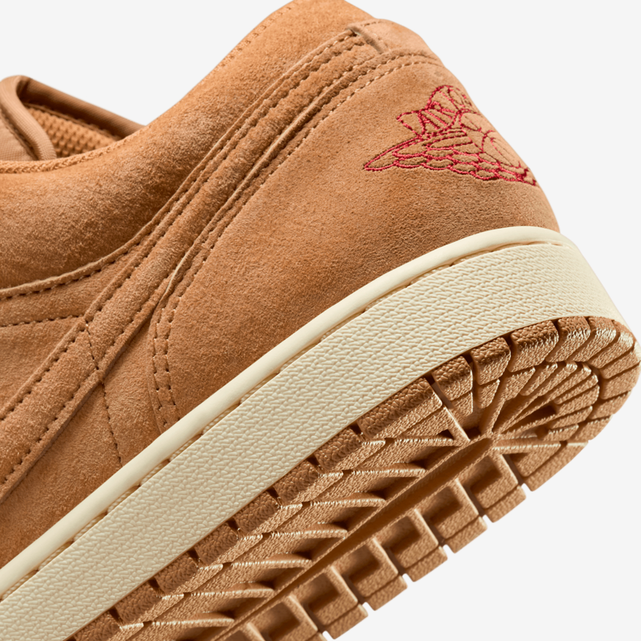 Jordan Air Jordan 1 Low SE Image 8 of 9. Tap to open photo gallery.