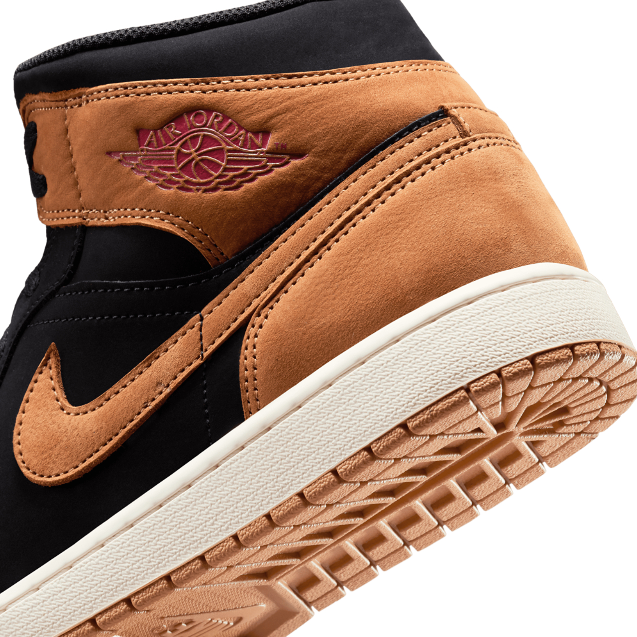 Jordan Air Jordan 1 Mid SE Image 8 of 9. Tap to open photo gallery.