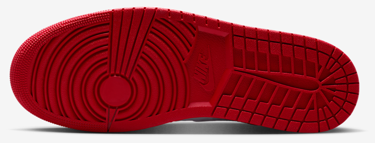 Jordan Air Jordan 1 Mid SE Image 5 of 5. Tap to open photo gallery.