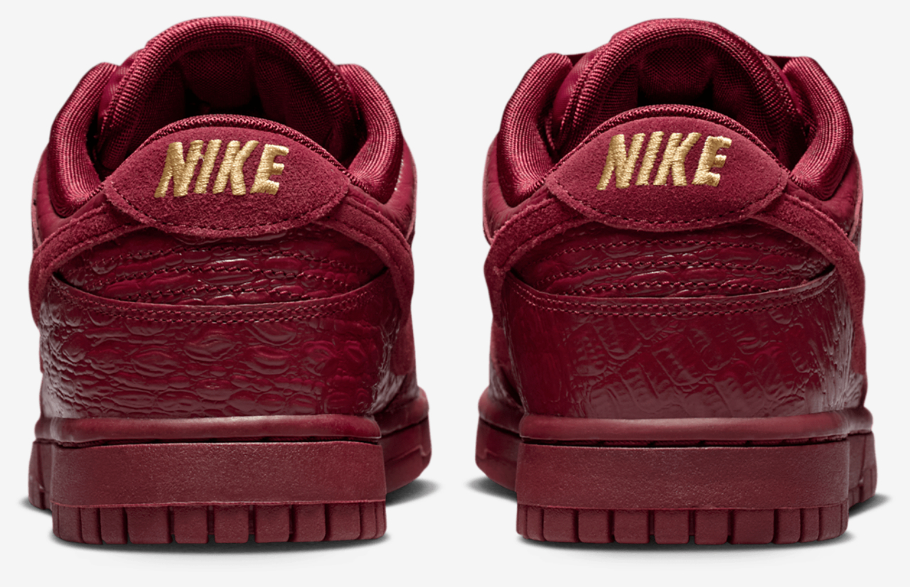 Nike Dunk Low SS Image 3 of 5. Tap to open photo gallery.