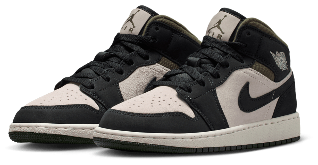 Jordan Air Jordan 1 Mid SE Image 6 of 8. Tap to open photo gallery.