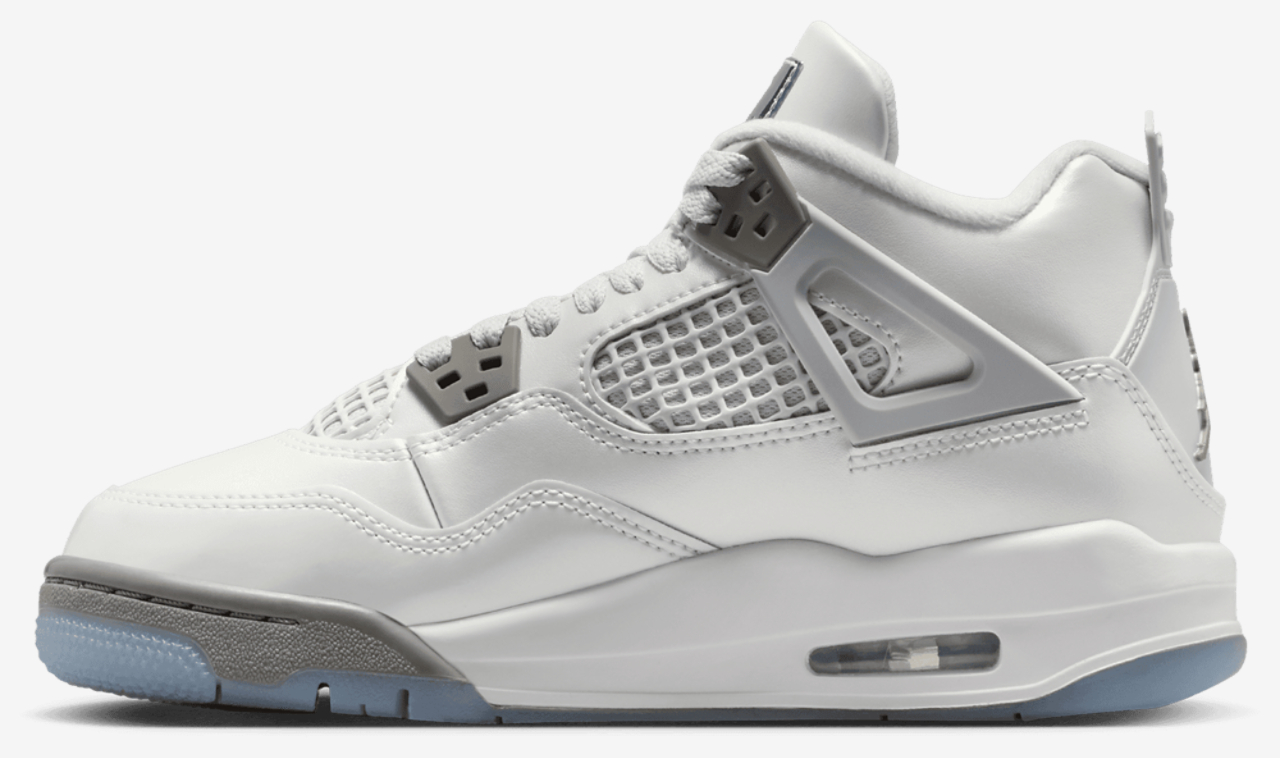 Jordan Air Jordan Retro 4 Image 2 of 10. Tap to open photo gallery.