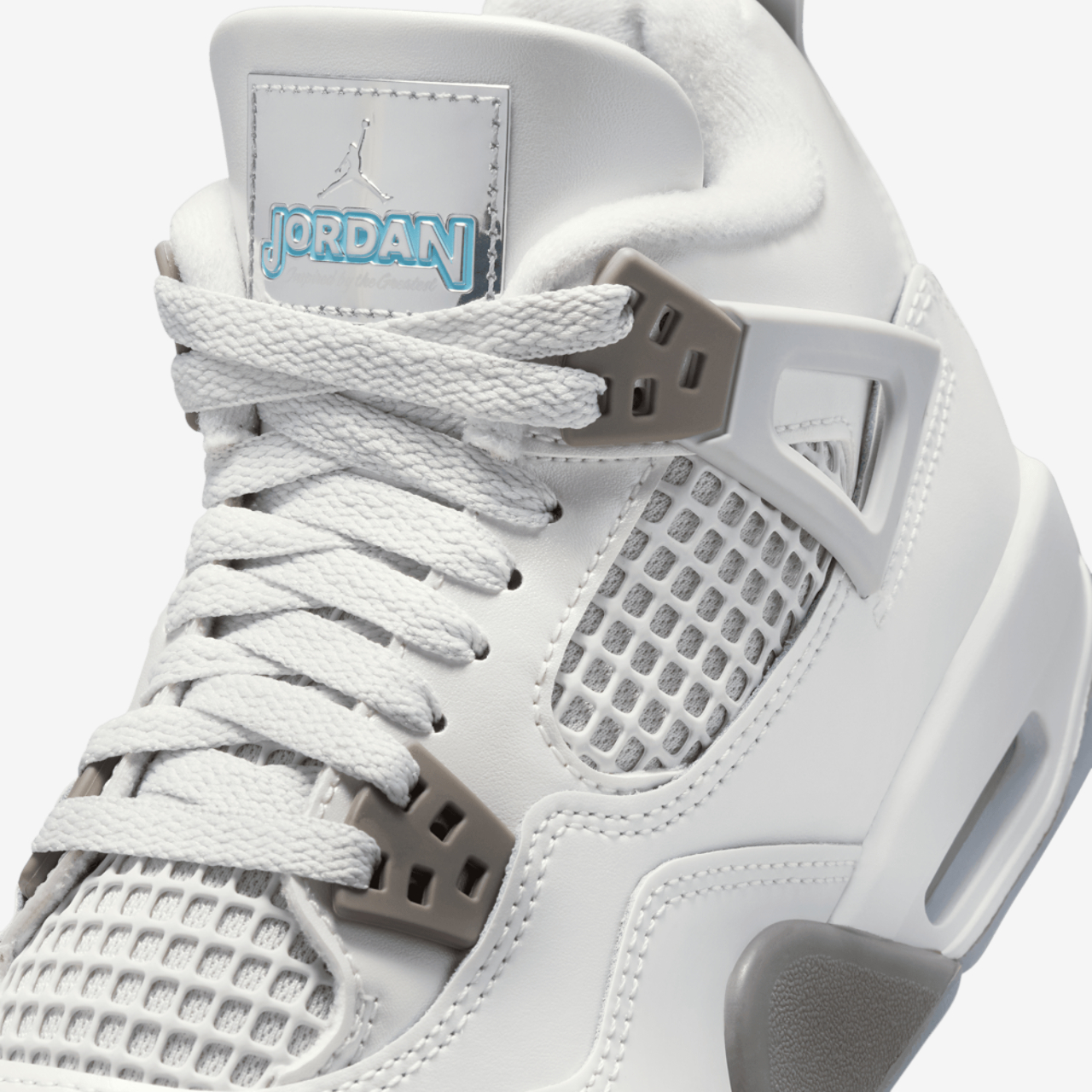 Jordan Air Jordan Retro 4 Image 7 of 10. Tap to open photo gallery.