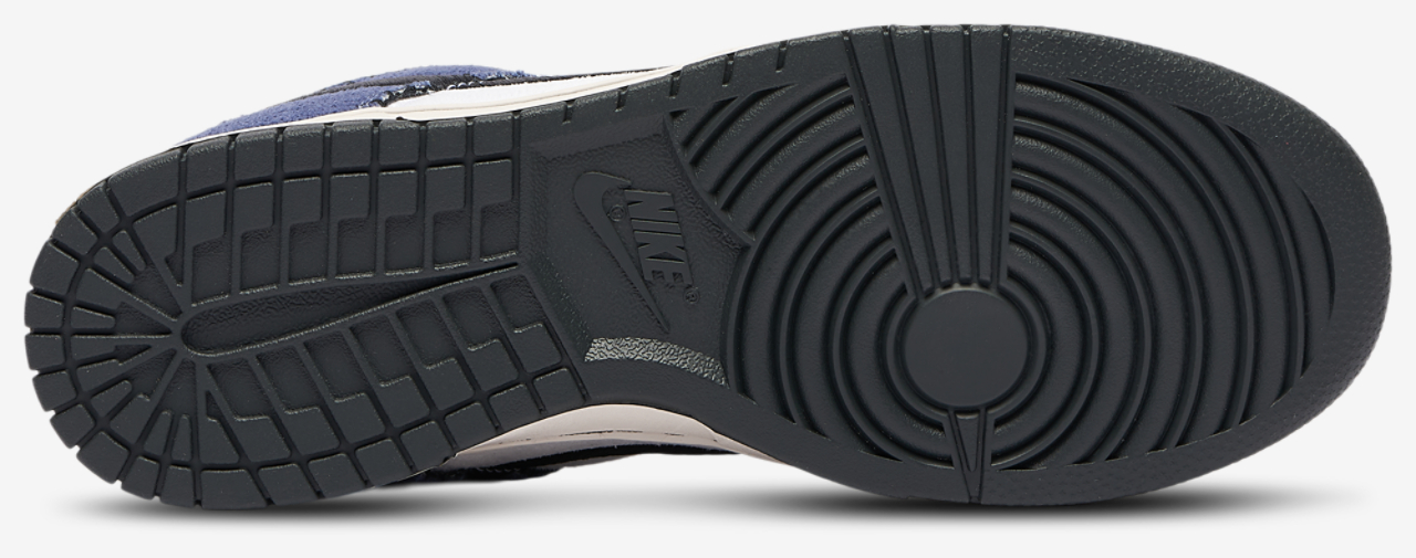Nike Dunk Low Retro Image 5 of 5. Tap to open photo gallery.