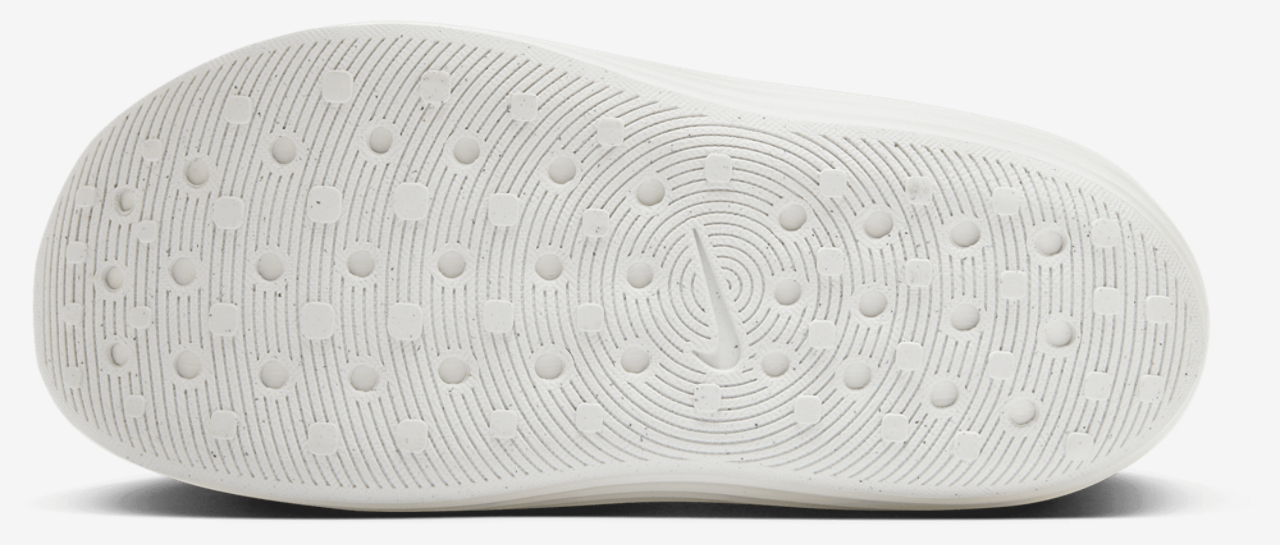 Nike ReactX Rejuven8 Slides Image 4 of 4. Tap to open photo gallery.