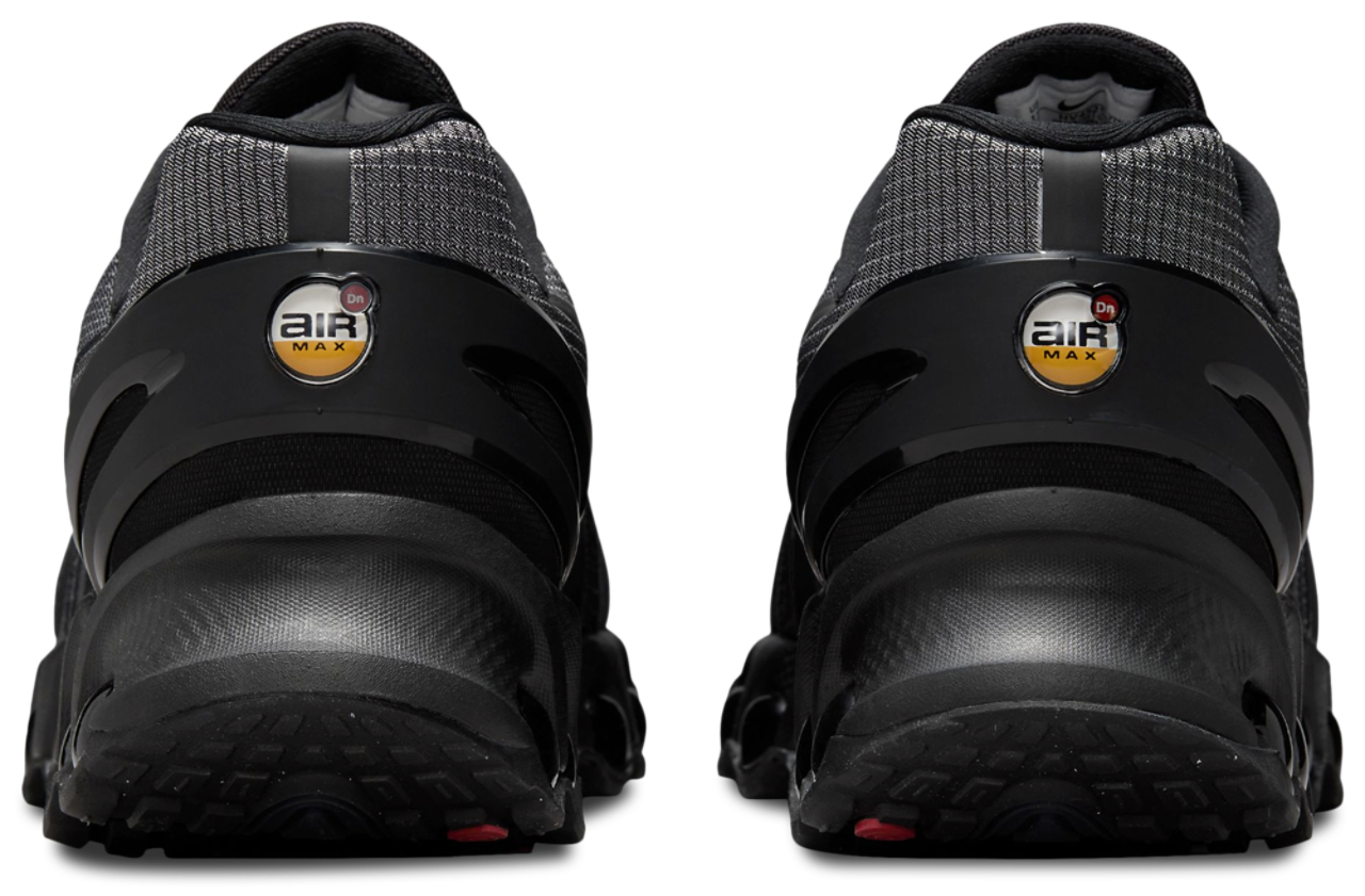Nike Air Max DN8 SE Image 3 of 5. Tap to open photo gallery.