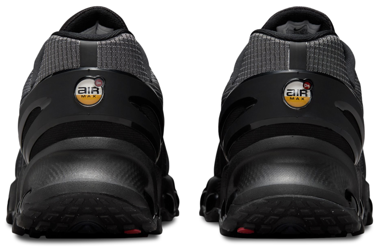 Nike Air Max DN8 SE Image 3 of 5. Tap to open photo gallery.