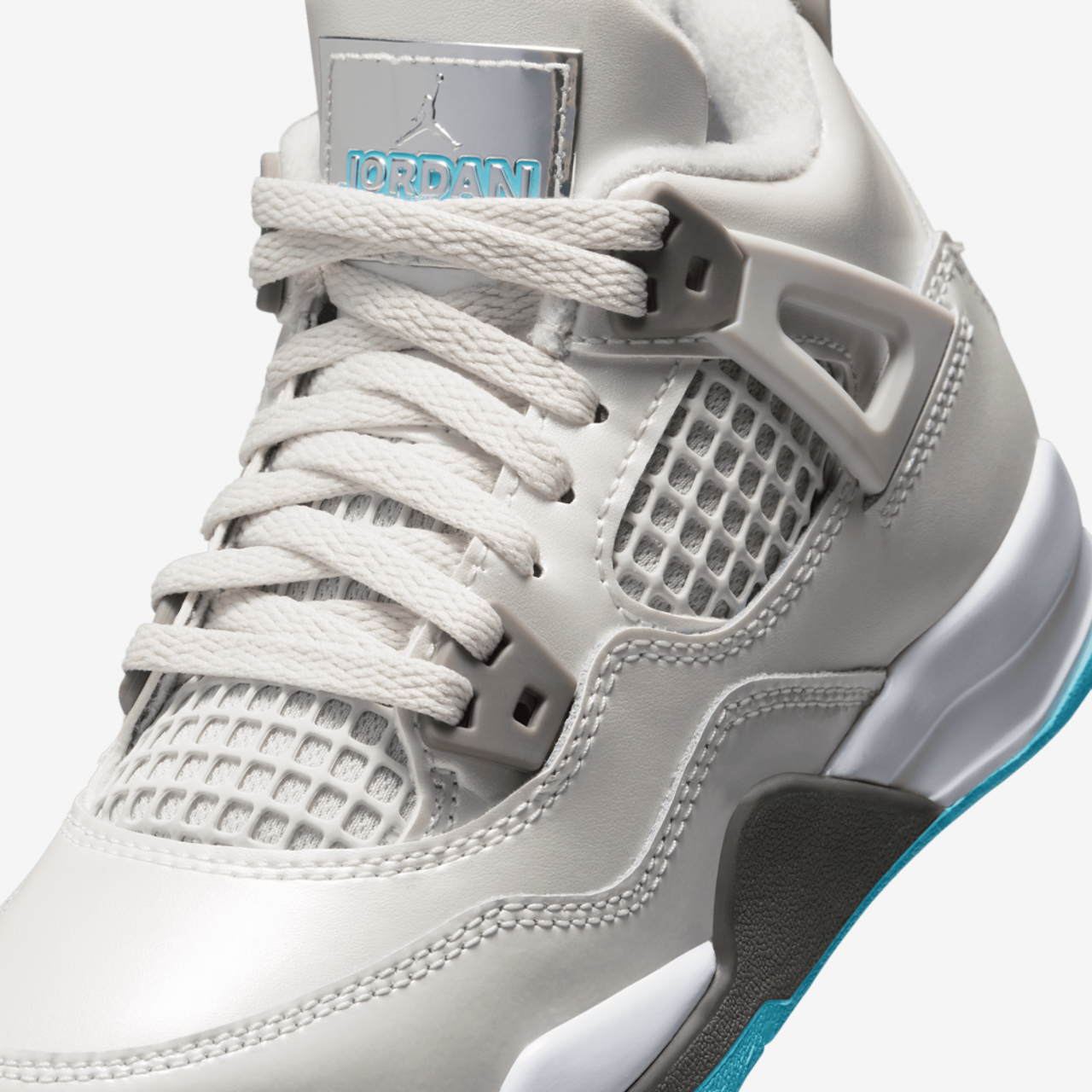 Jordan Retro 4 Image 7 of 9. Tap to open photo gallery.