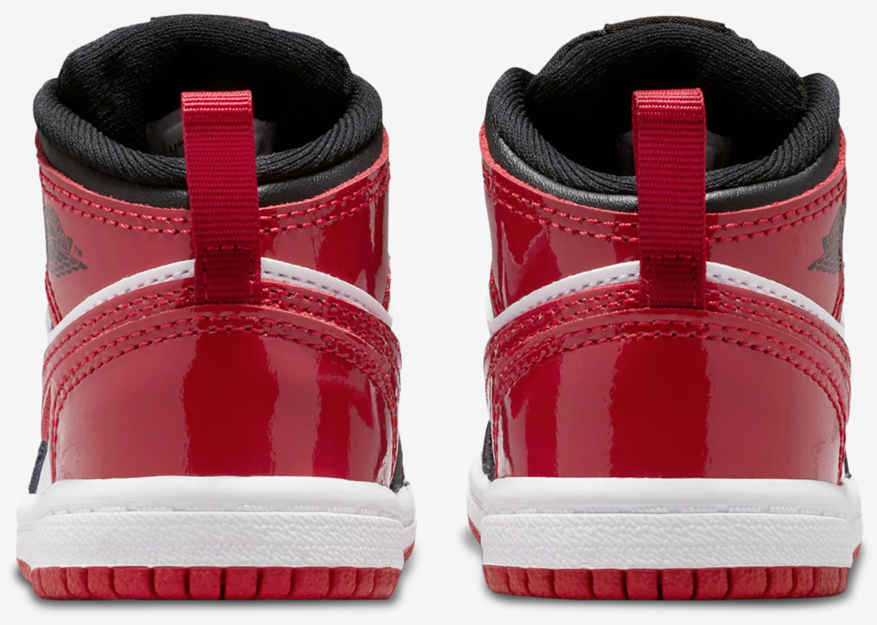 Jordan 1 Mid SE Image 3 of 5. Tap to open photo gallery.