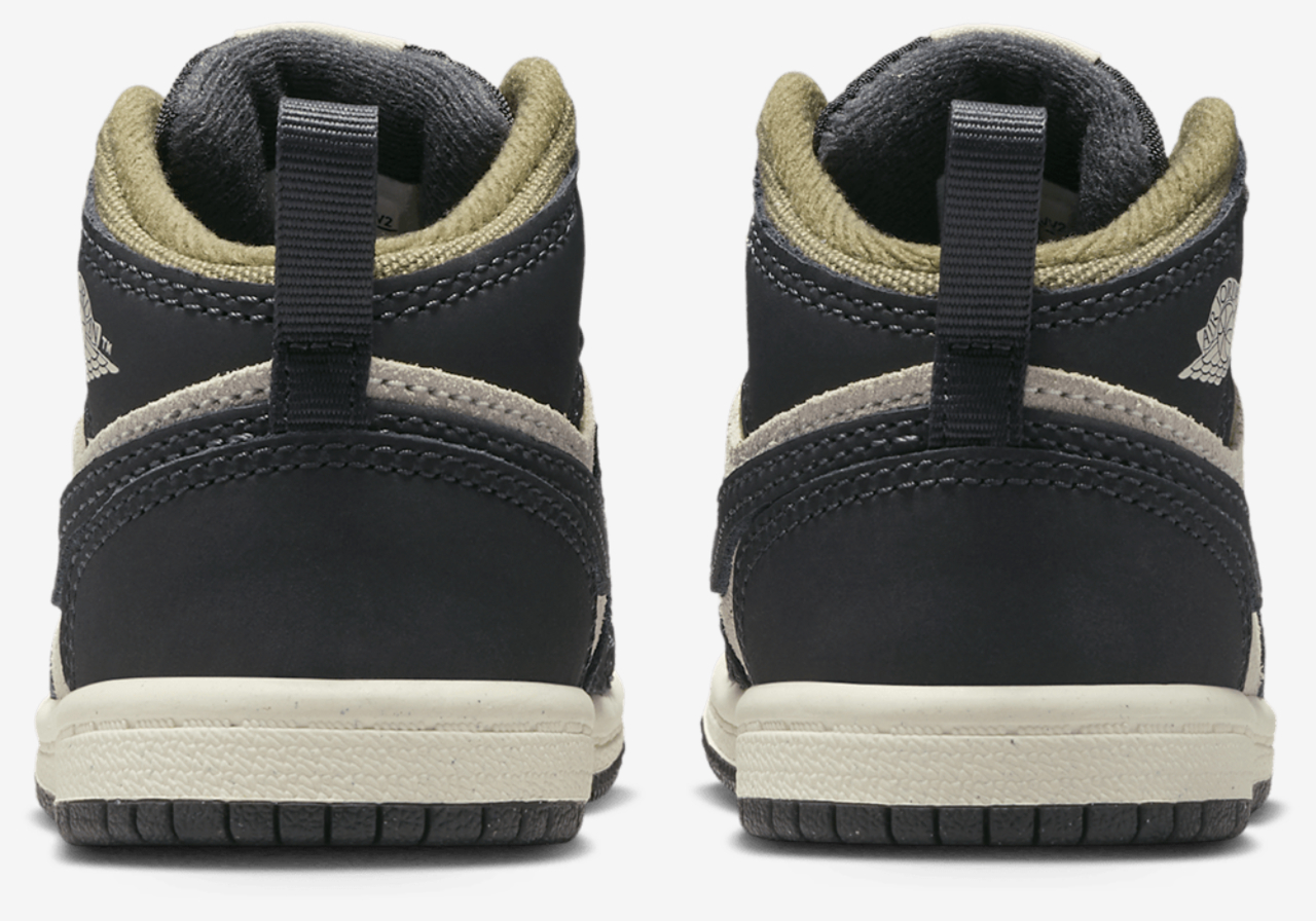 Jordan 1 Mid SE Image 2 of 4. Tap to open photo gallery.