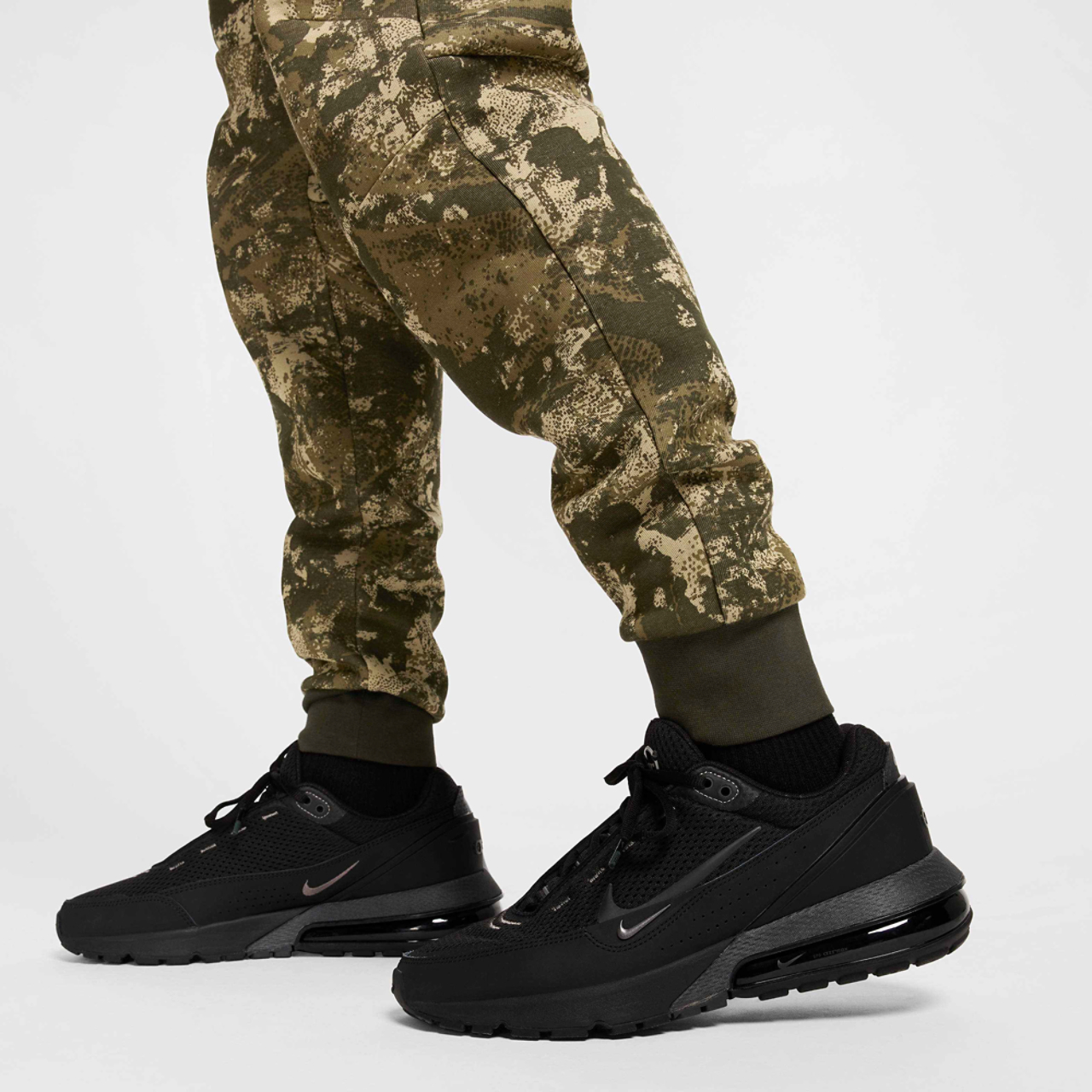 Nike Tech Fleece Joggers Gel Image 10 of 10. Tap to open photo gallery.