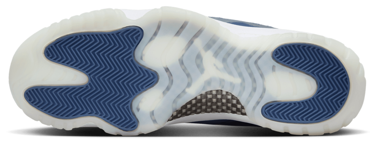 Jordan Retro 11 Low Image 6 of 6. Tap to open photo gallery.