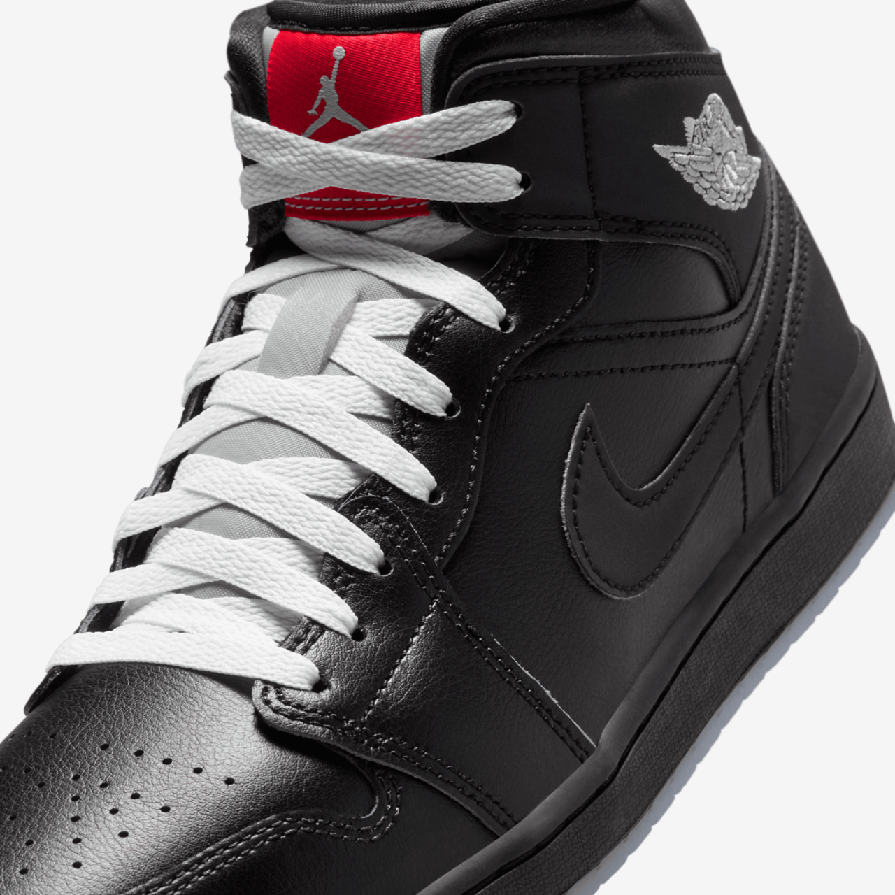 Jordan Air Jordan 1 Mid SE NAS Image 7 of 9. Tap to open photo gallery.