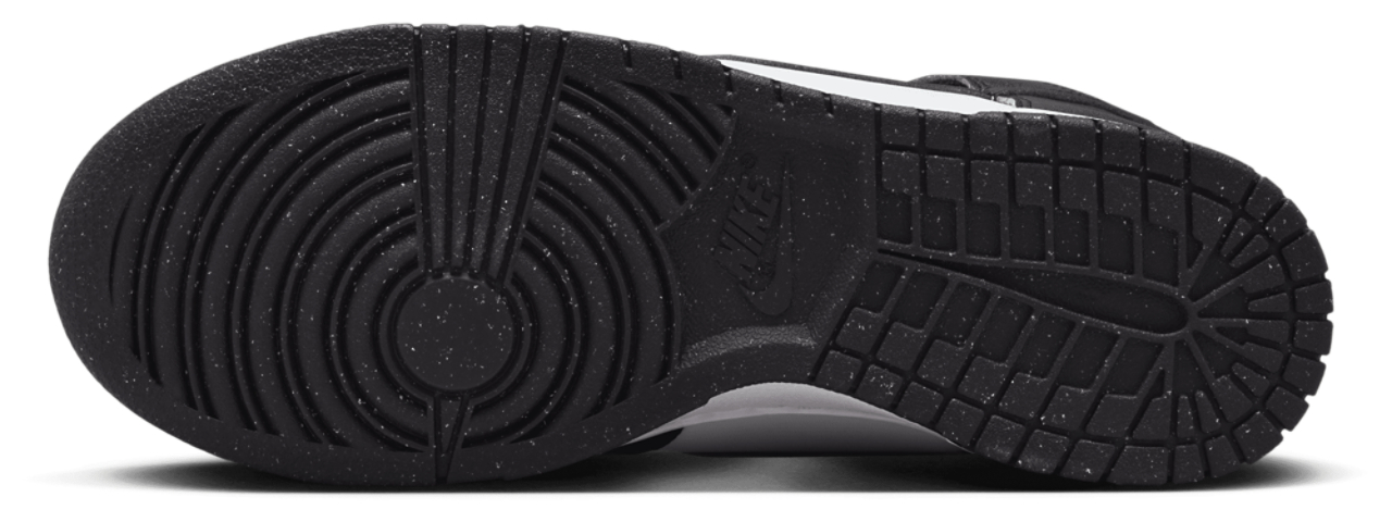 Nike Dunk High Image 5 of 5. Tap to open photo gallery.