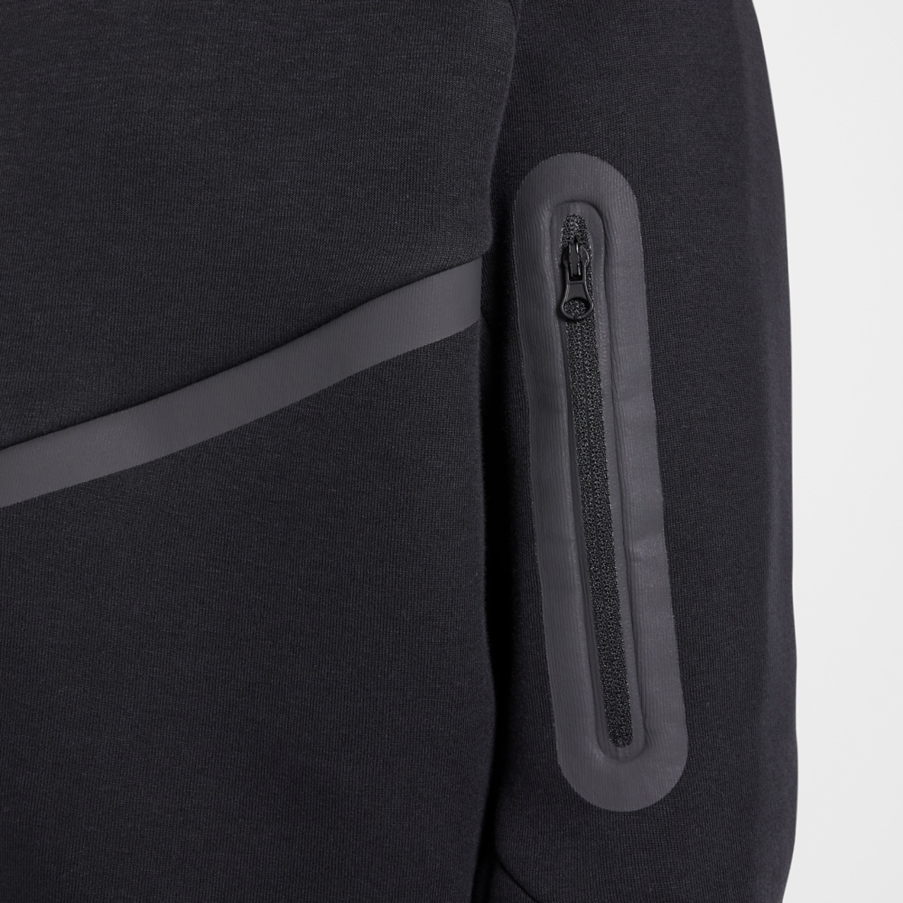 Nike NSW Tech Fleece Full-Zip Extended Sizes Image 4 of 5. Tap to open photo gallery.