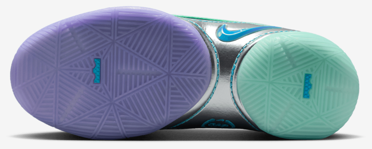 Nike LeBron XXII Monopoly Image 5 of 12. Tap to open photo gallery.