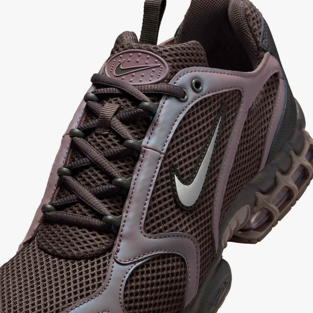Nike AIR ZOOM Spiridion Cage 2 XY2K Image 7 of 8. Tap to open photo gallery.