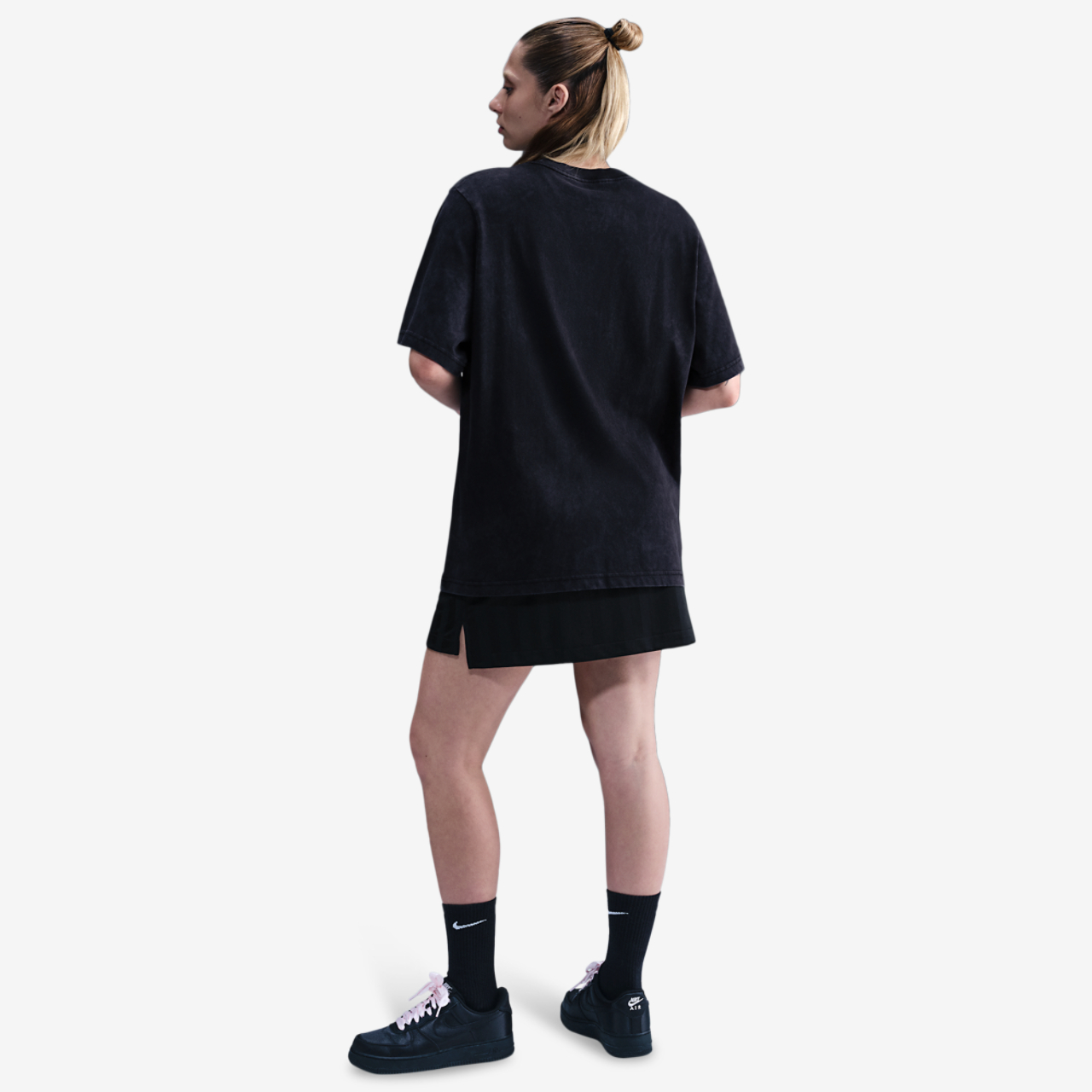 Nike Vintage Lockup BB Tee Image 4 of 4. Tap to open photo gallery.