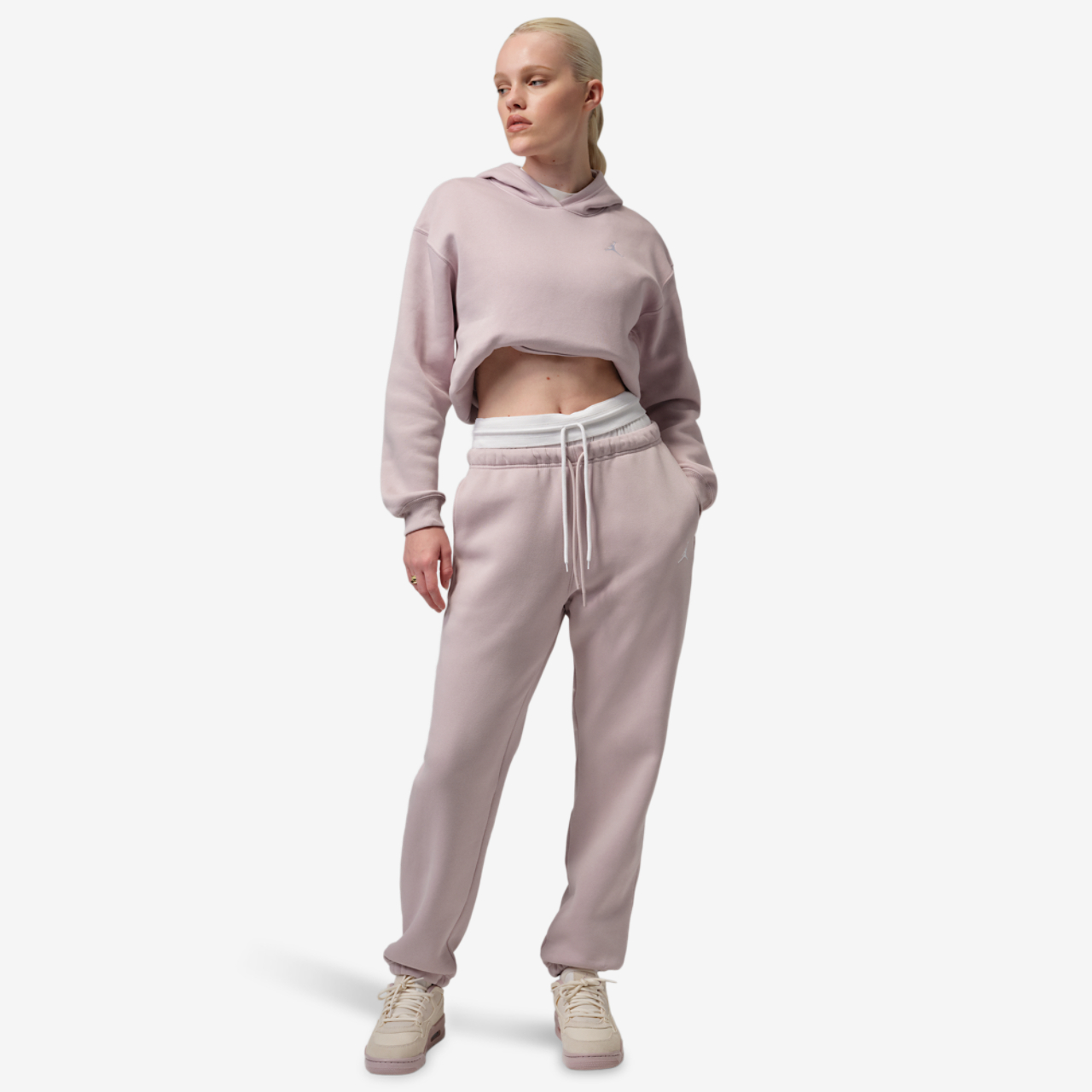 Jordan Brooklyn Fleece Pants Image 5 of 5. Tap to open photo gallery.