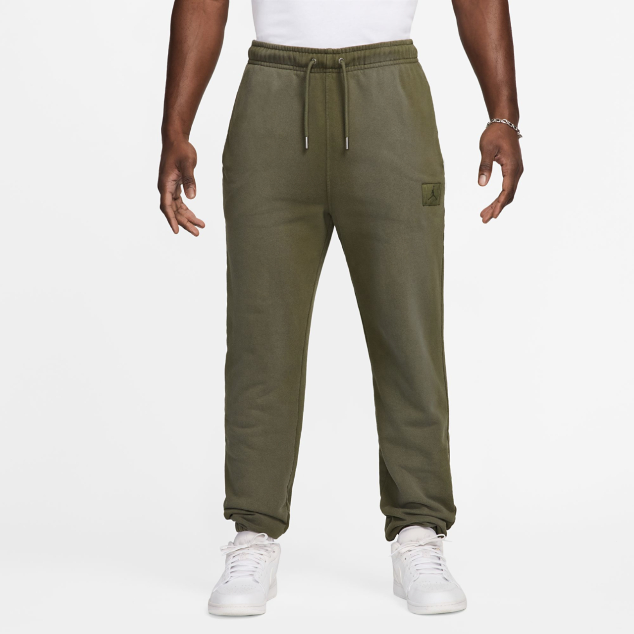 Jordan Flight Wash Fleece Pants Image 1 of 2. Tap to open photo gallery.