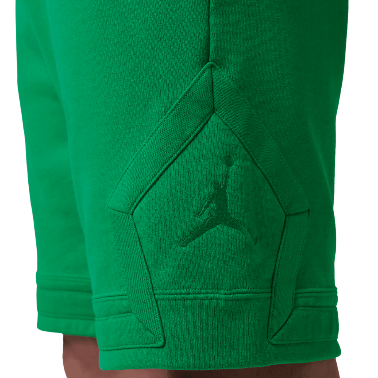 Jordan Flight Fleece Diamond Shorts Image 3 of 7. Tap to open photo gallery.