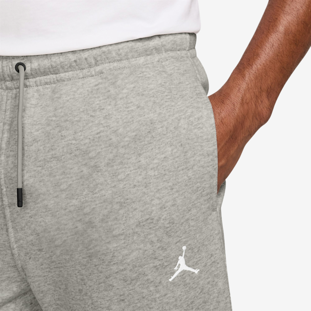 Jordan Brooklyn Fleece Pants Image 3 of 3. Tap to open photo gallery.