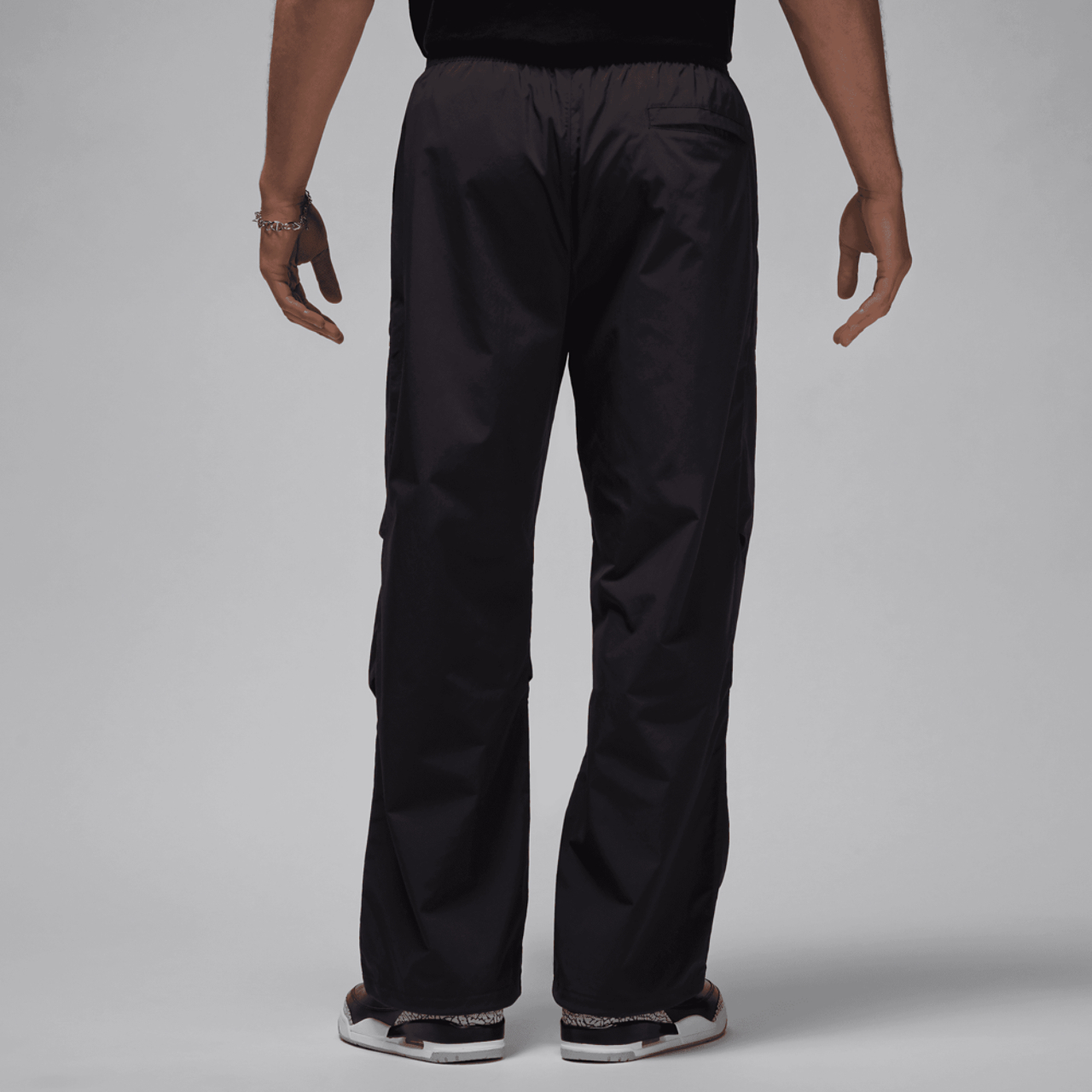 Jordan Essential Statement Woven Pants Image 2 of 8. Tap to open photo gallery.