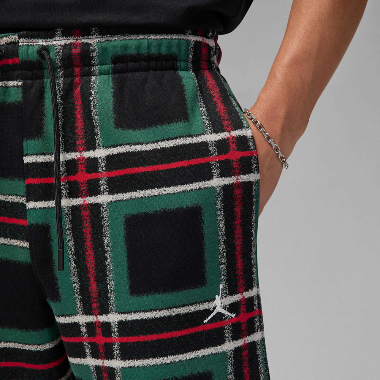 Jordan☆Jordan Essential Holiday☆セットアップ Jordan Essentials Holiday 2024 Clothing Shirts Hoodies Pants