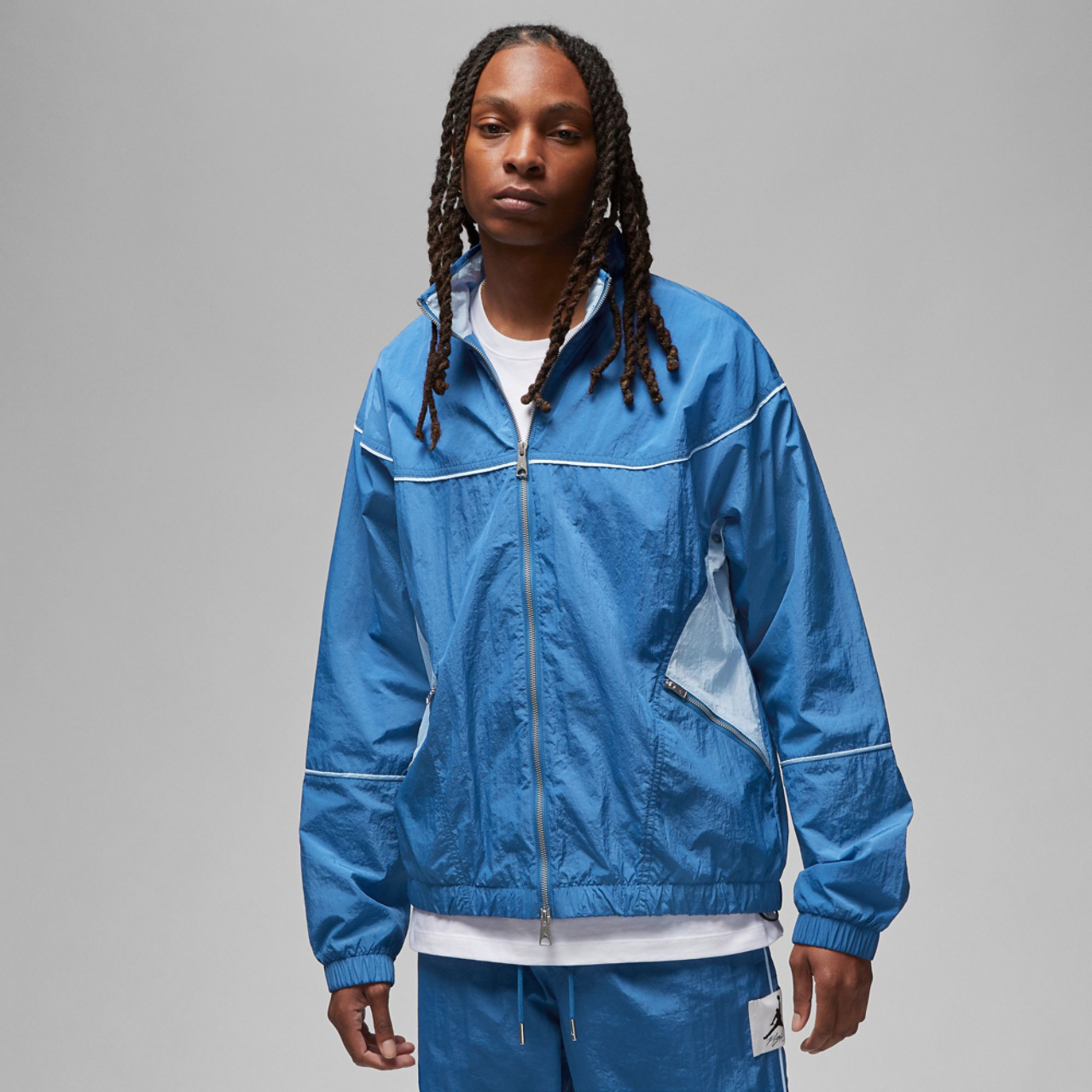Jordan Essential Statement Warm-Up Jacket Image 2 of 4. Tap to open photo gallery.