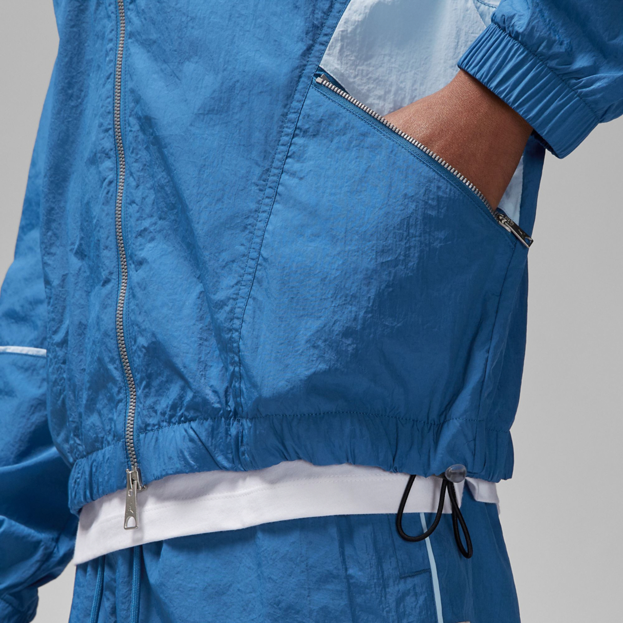 Jordan Essential Statement Warm-Up Jacket Image 4 of 4. Tap to open photo gallery.