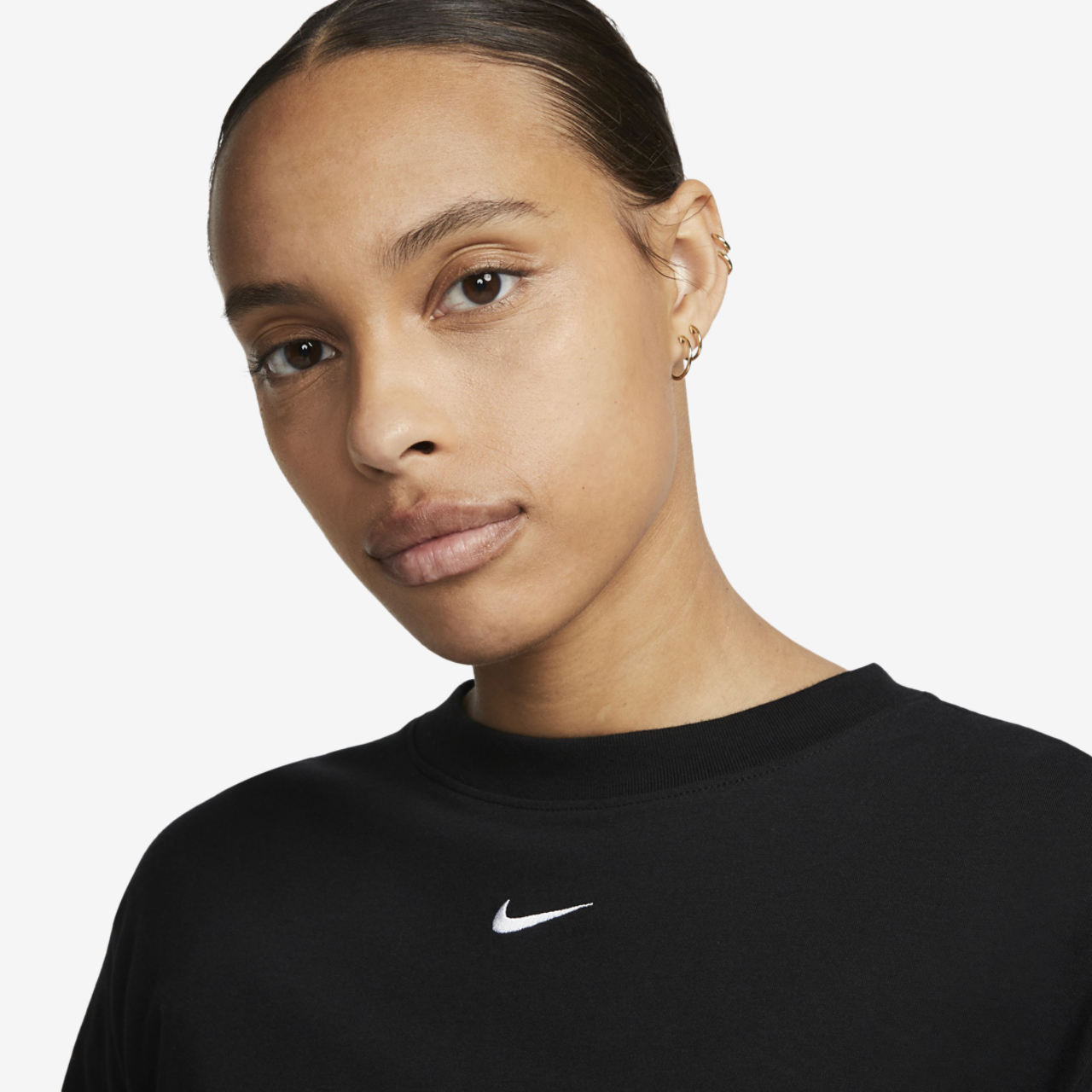 Nike NSW Essential Short Sleeve Dress T-Shirt Image 3 of 5. Tap to open photo gallery.