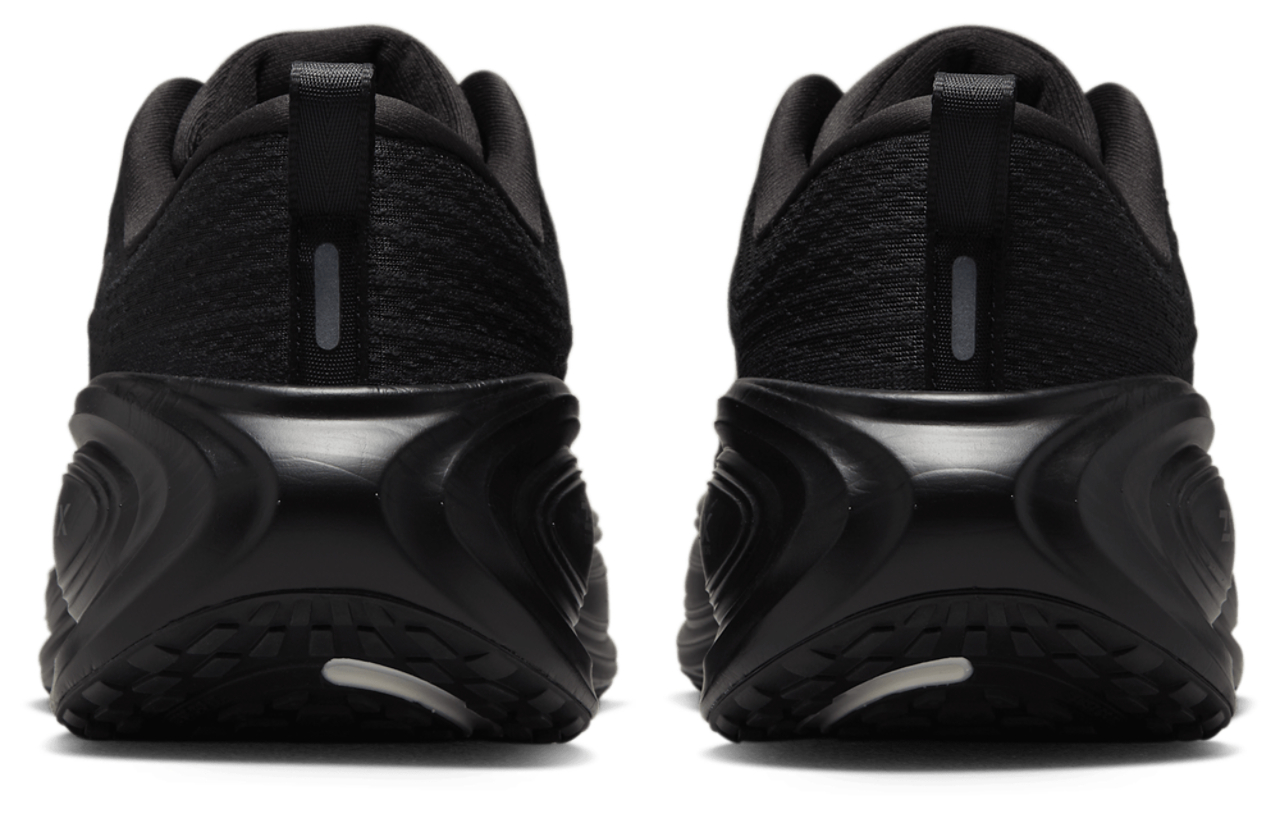 Nike Vomero Plus Image 3 of 5. Tap to open photo gallery.