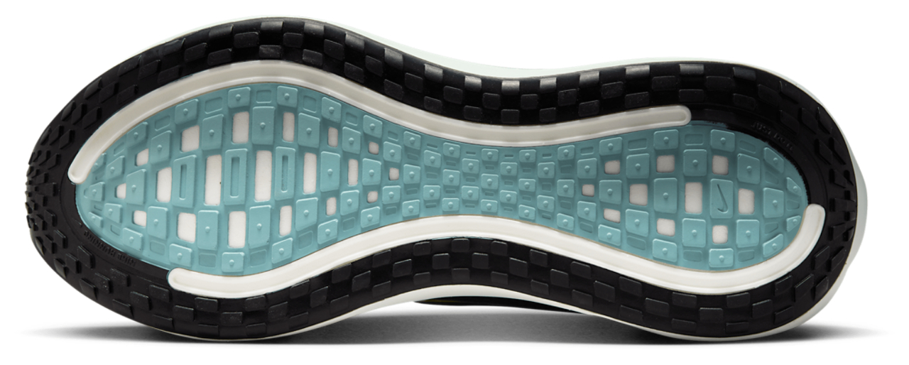 Nike Vomero Plus Image 5 of 5. Tap to open photo gallery.