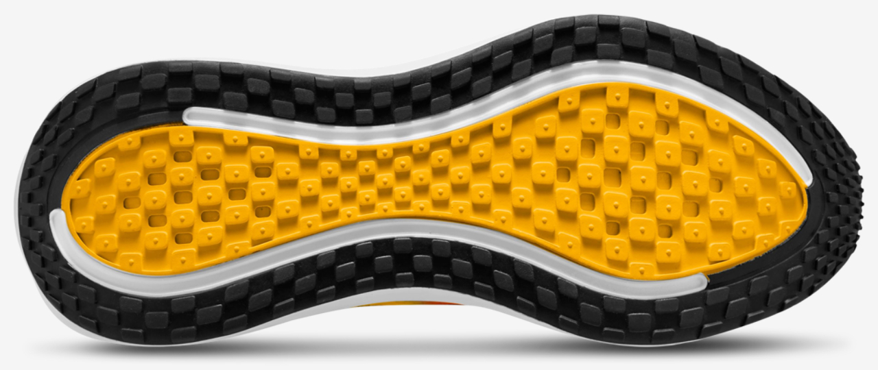Nike Vomero Plus Image 4 of 4. Tap to open photo gallery.