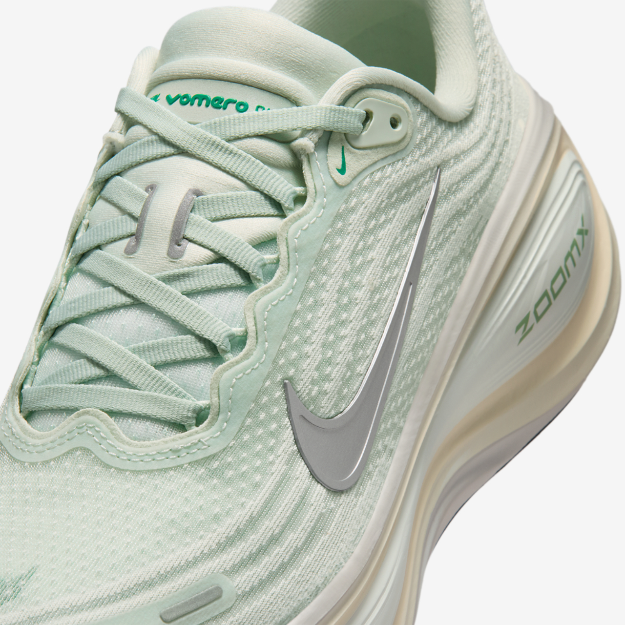 Nike Vomero Plus Image 7 of 8. Tap to open photo gallery.