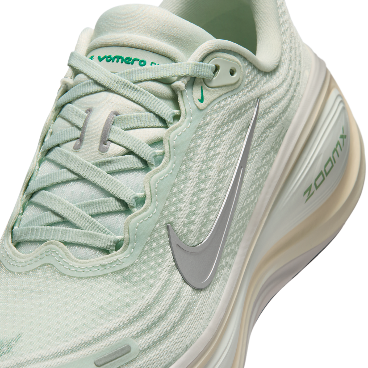 Nike Vomero Plus Image 7 of 8. Tap to open photo gallery.